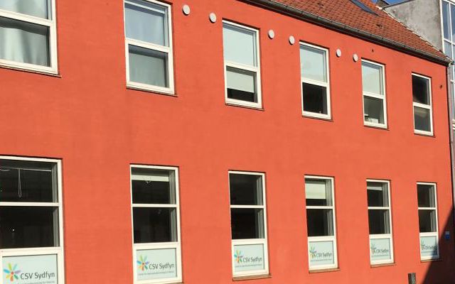 Facade closeup - rød bygning